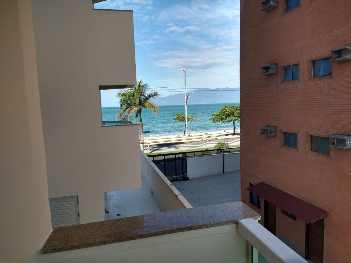 Ap Na Avenida Da Praia Caraguatatuba Dış mekan fotoğraf